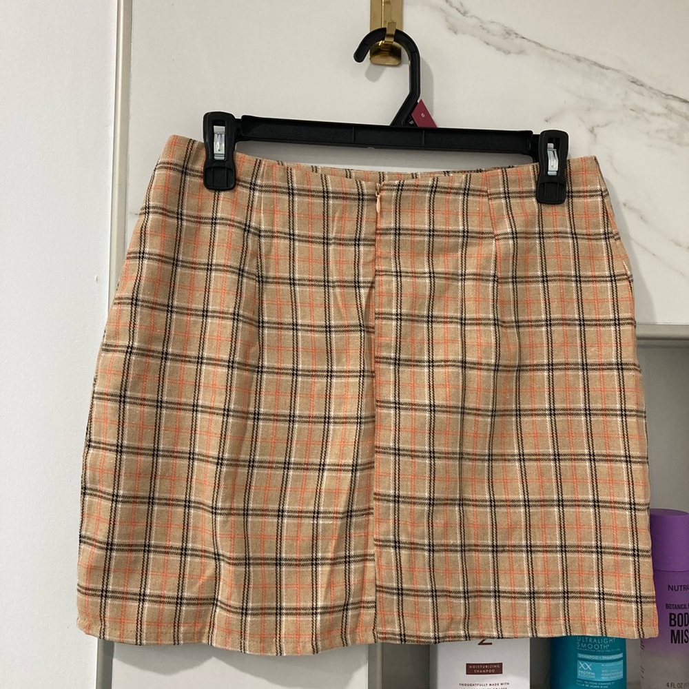 Rare ROMWE Beige Plaid Mini Skirt with Orange & Black Accents original close